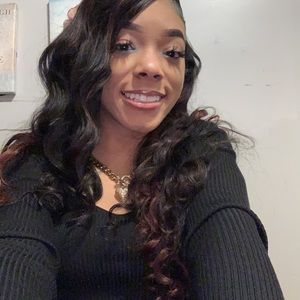 Meet your Posher, Deanna